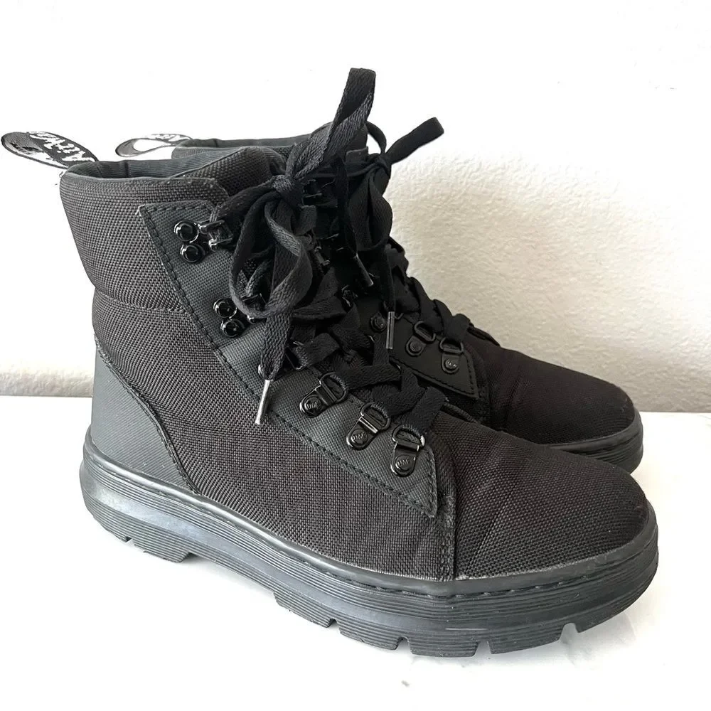 Womens Dr. Martens Combs Boot - Black Size 9 - Picture 1 of 8